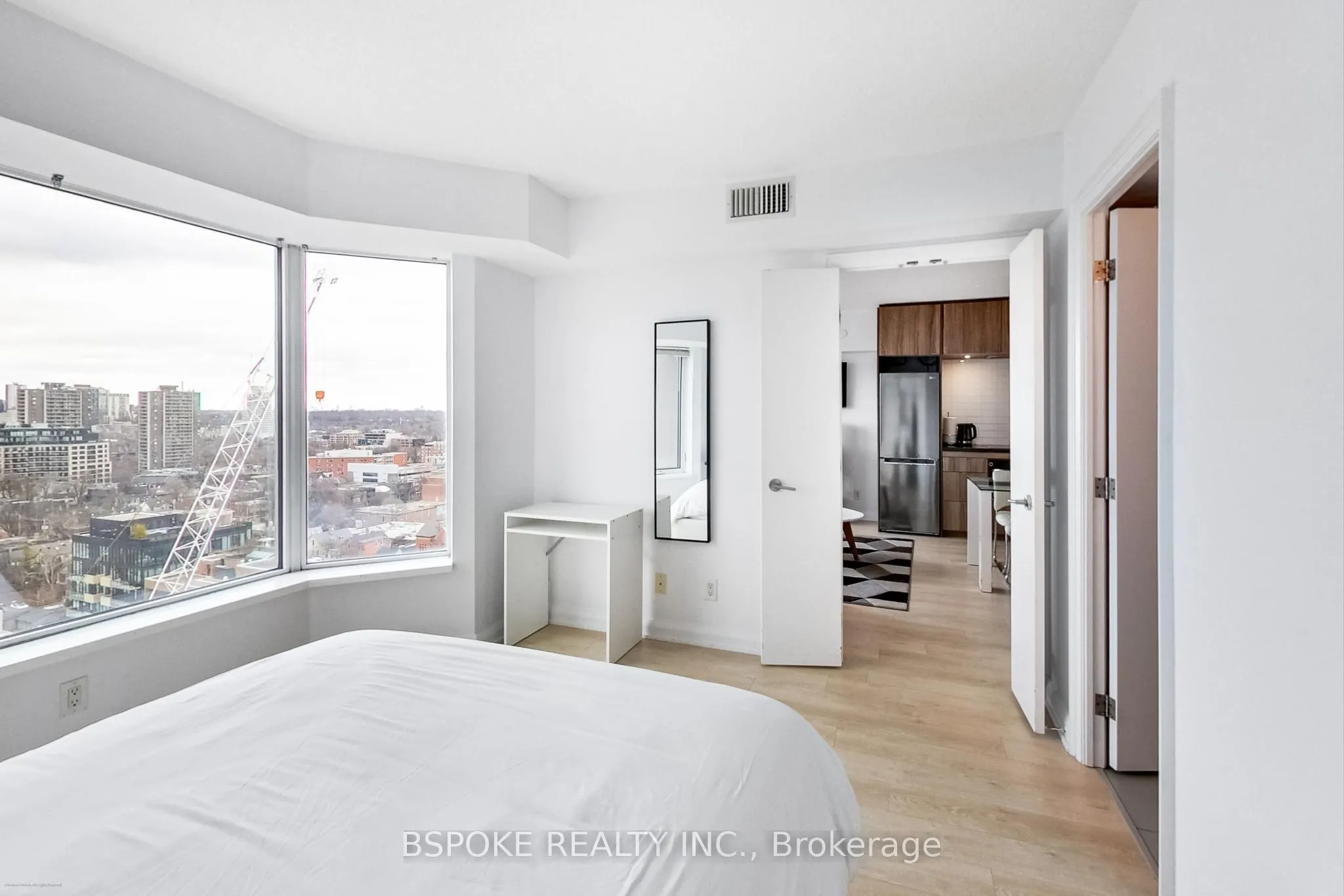 155 Yorkville Avenue #1918