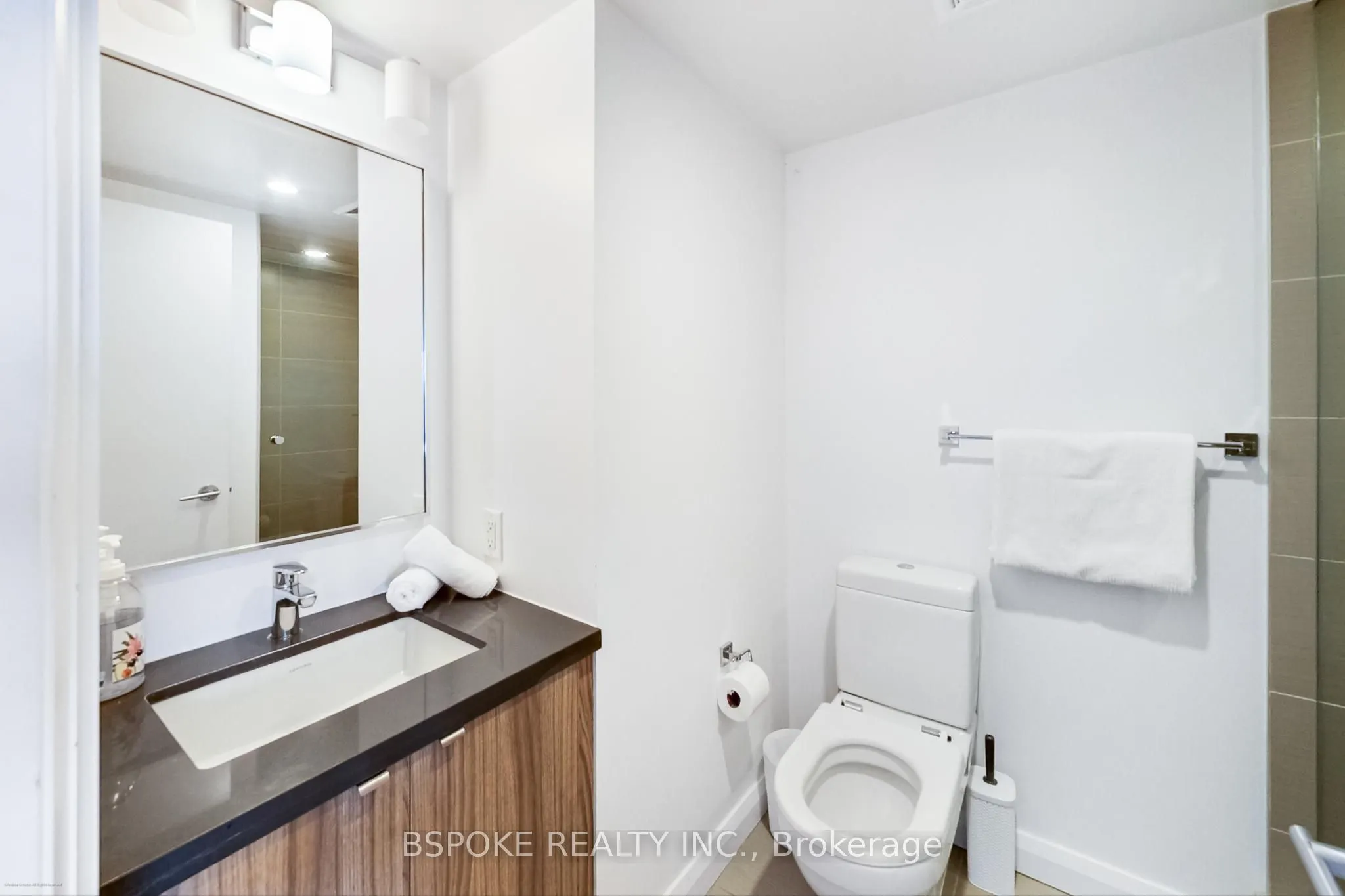 155 Yorkville Avenue #1918