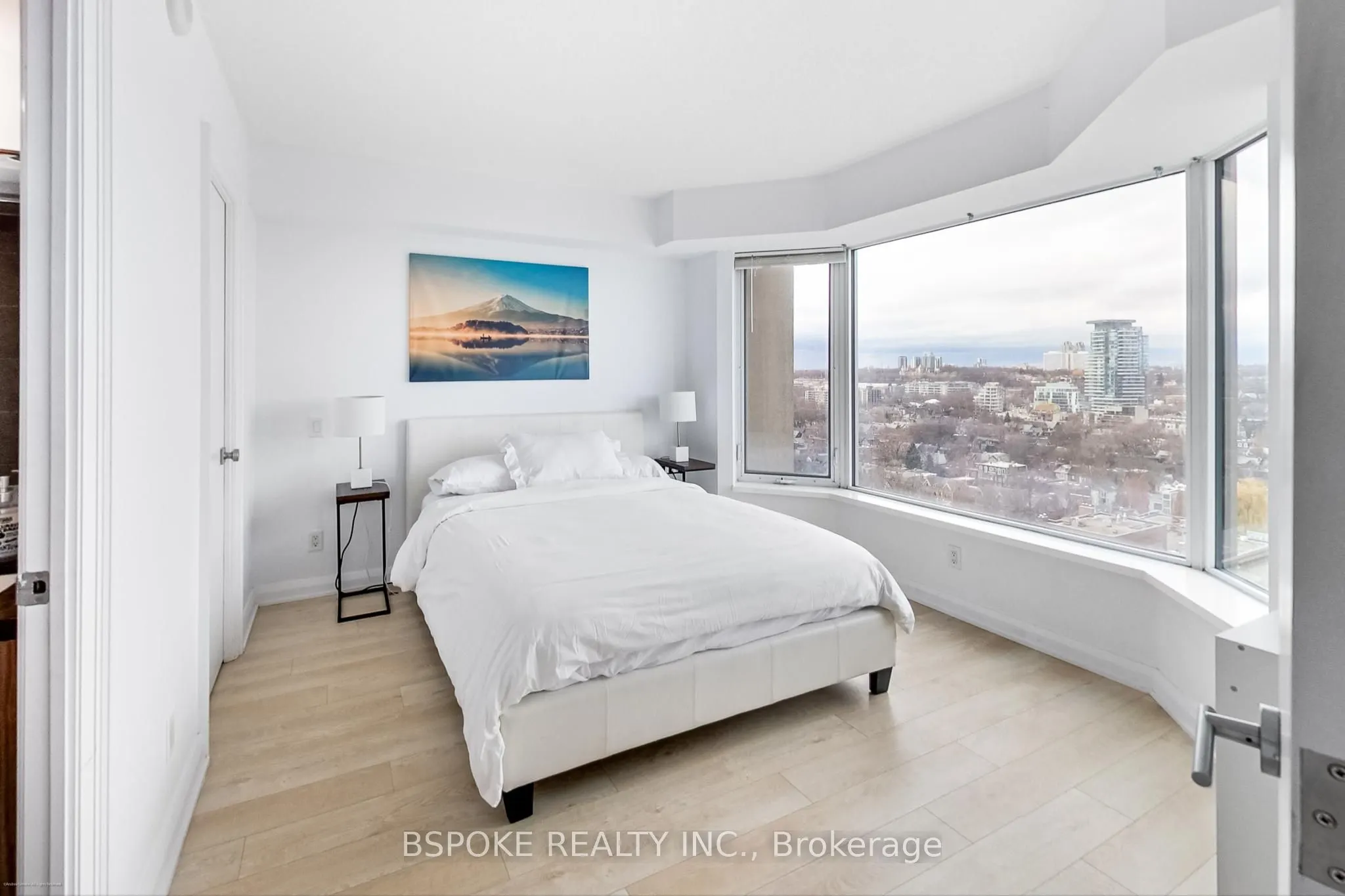 155 Yorkville Avenue #1918