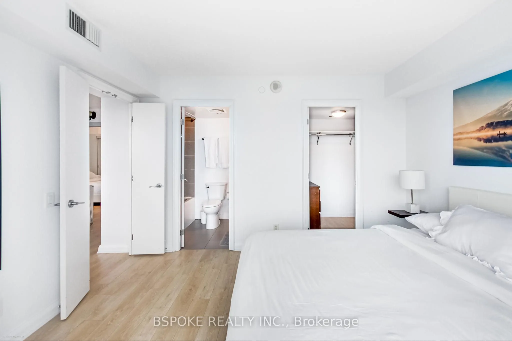 155 Yorkville Avenue #1918