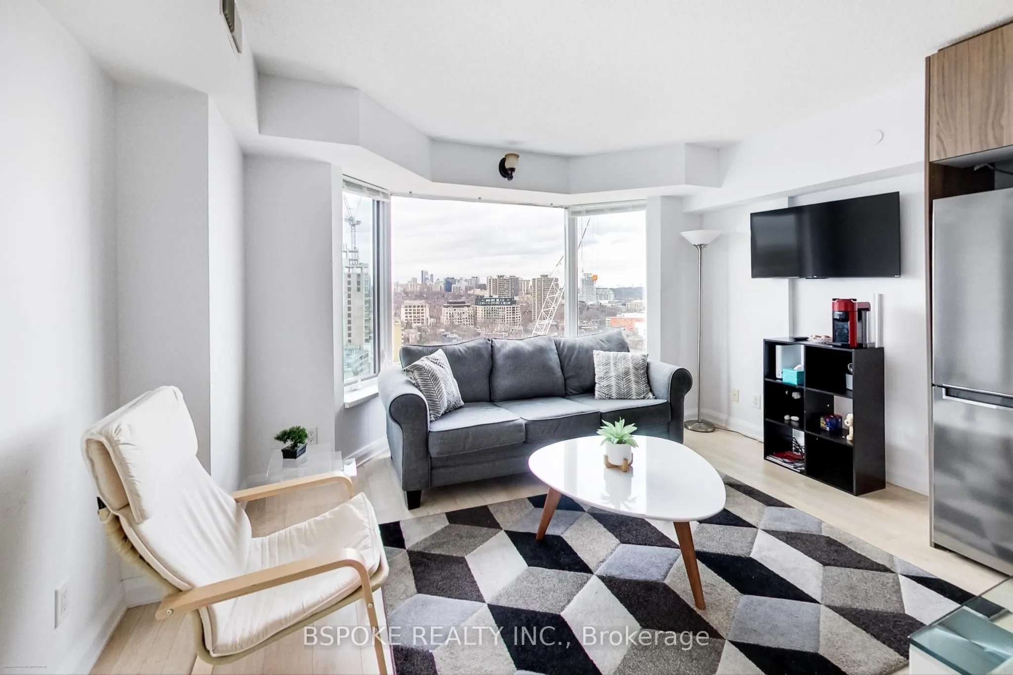 155 Yorkville Avenue #1918