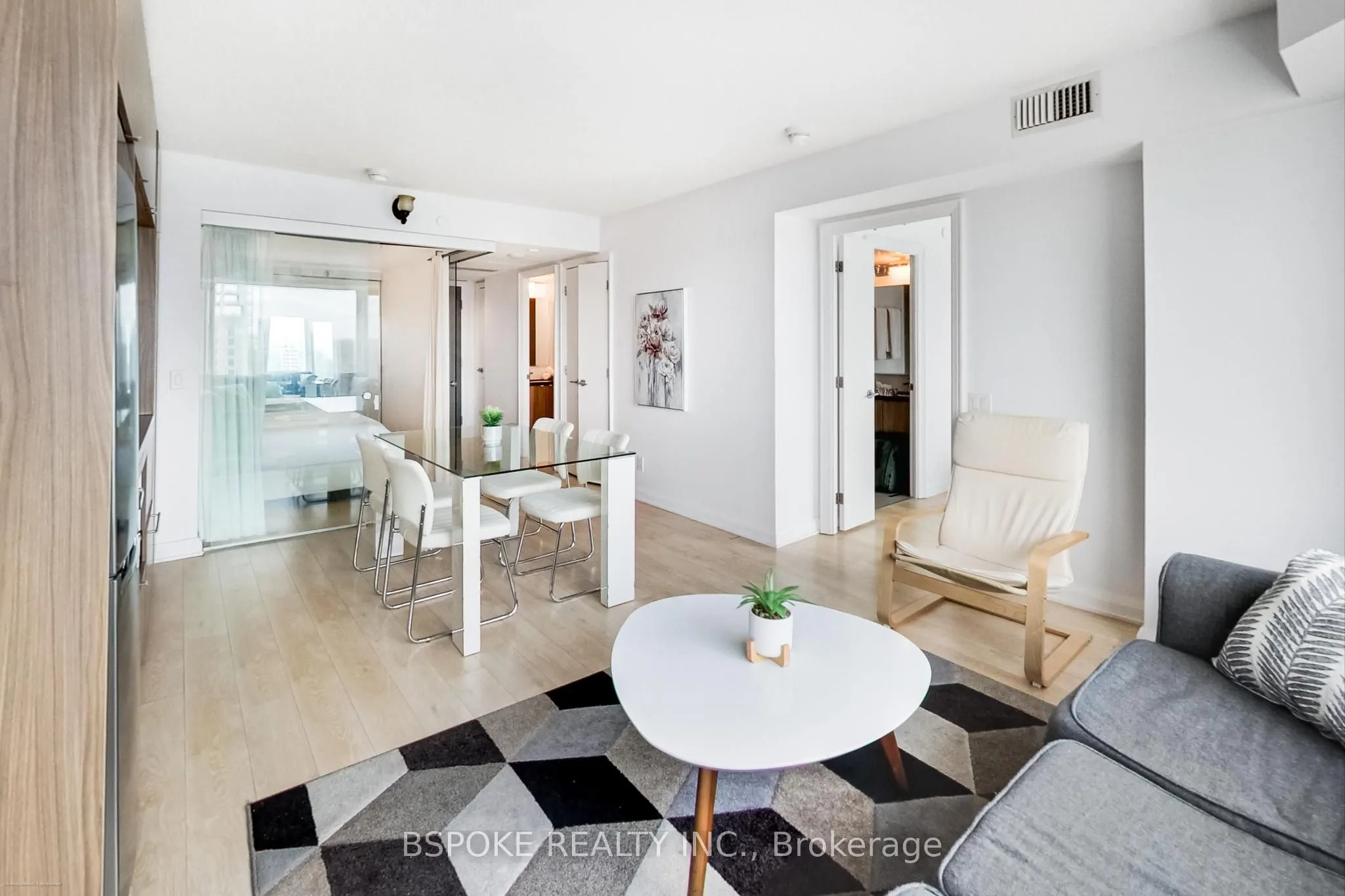 155 Yorkville Avenue #1918