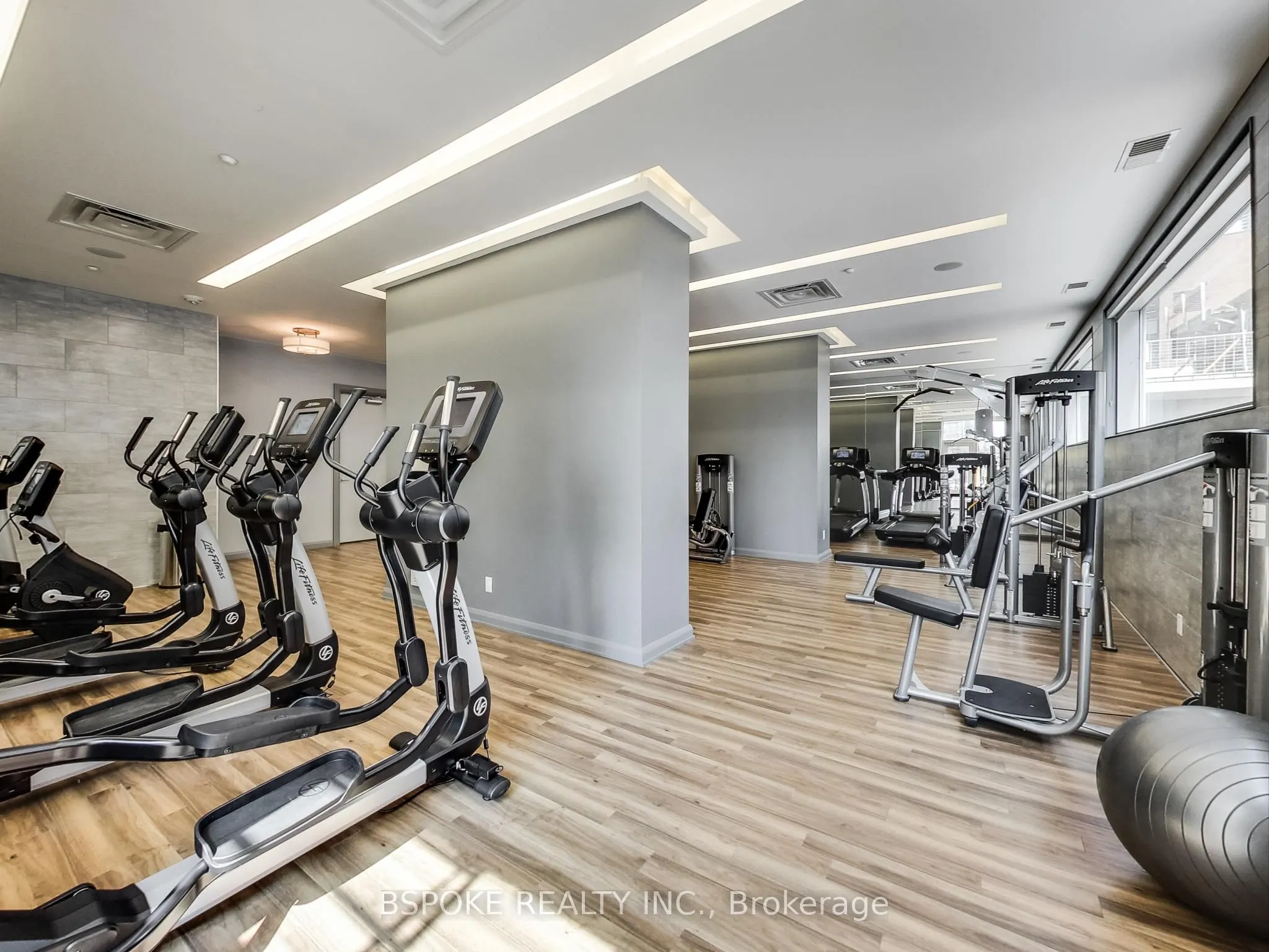 155 Yorkville Avenue #1918