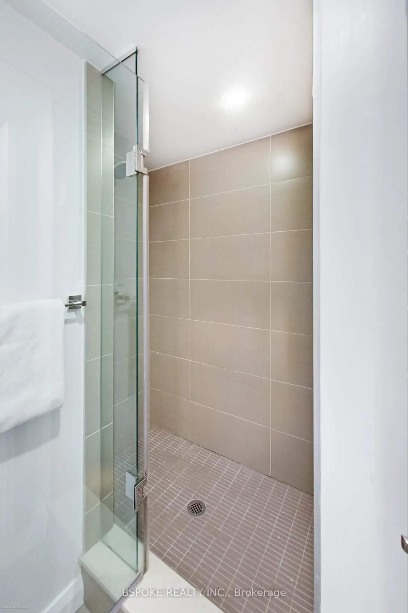 155 Yorkville Avenue #1918