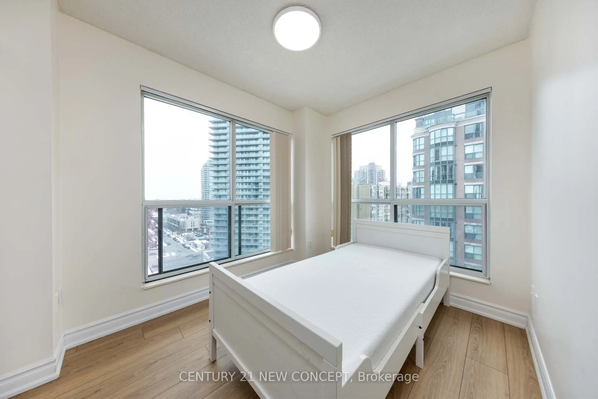 7 Lorraine Drive #1703