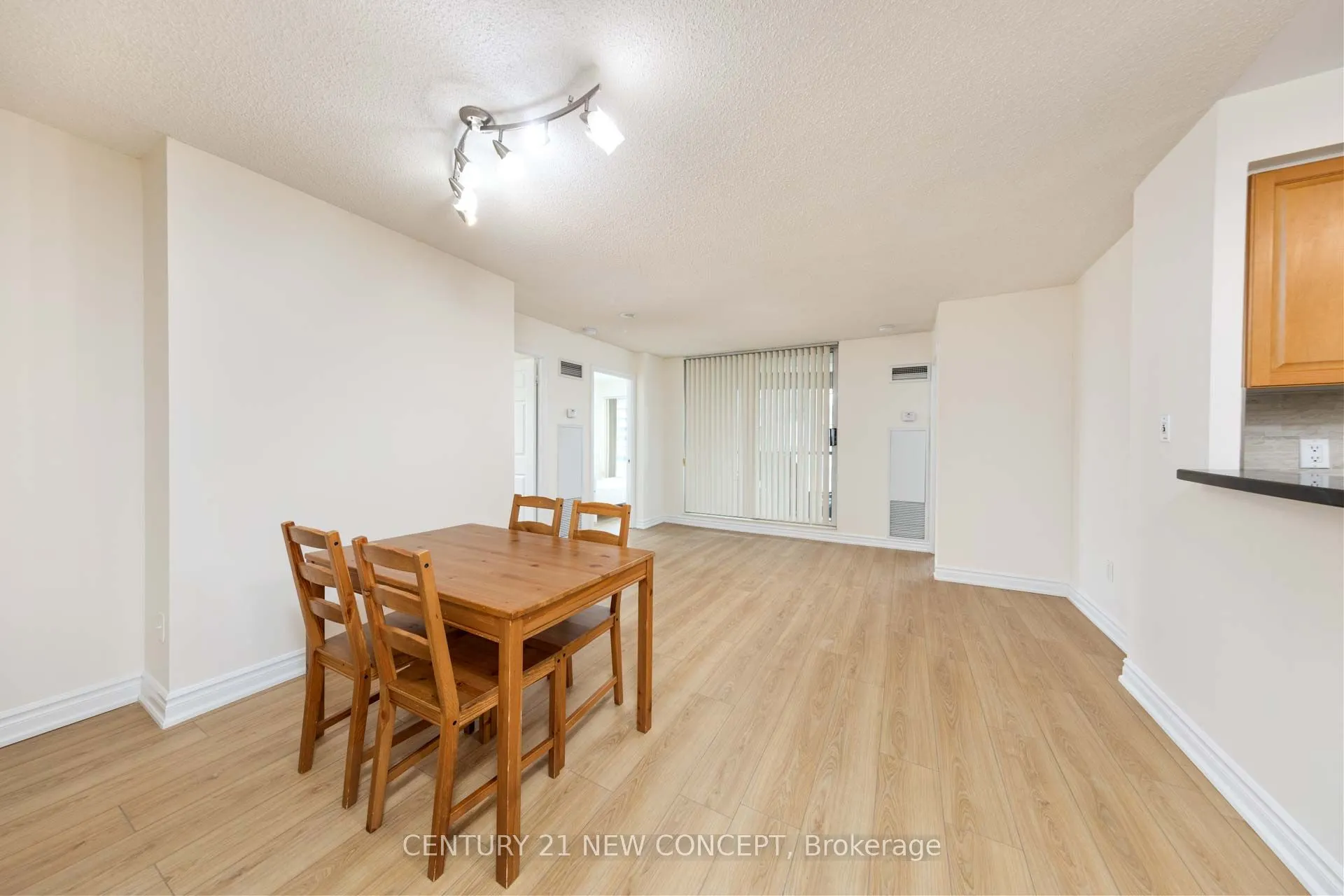 7 Lorraine Drive #1703