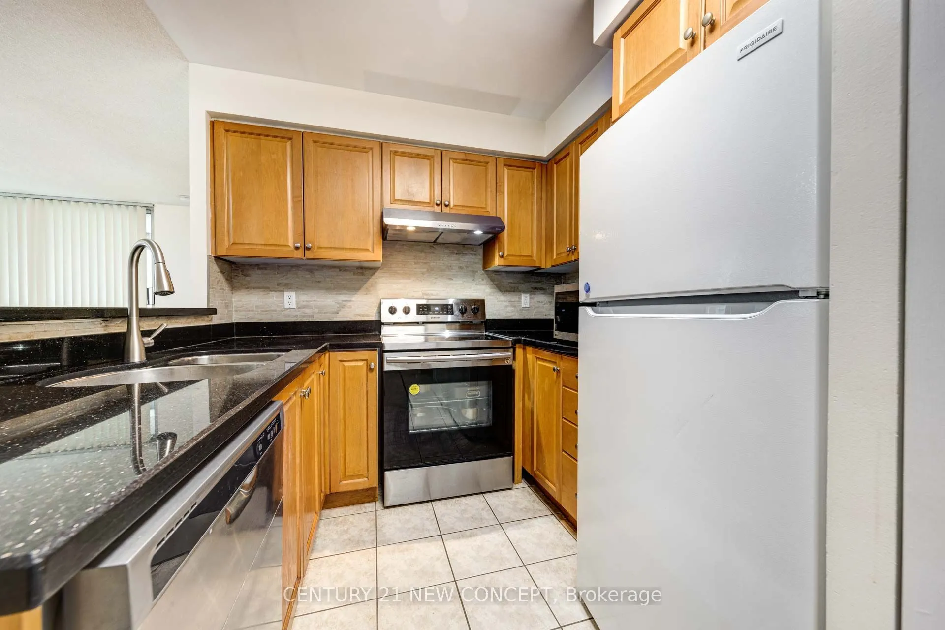 7 Lorraine Drive #1703