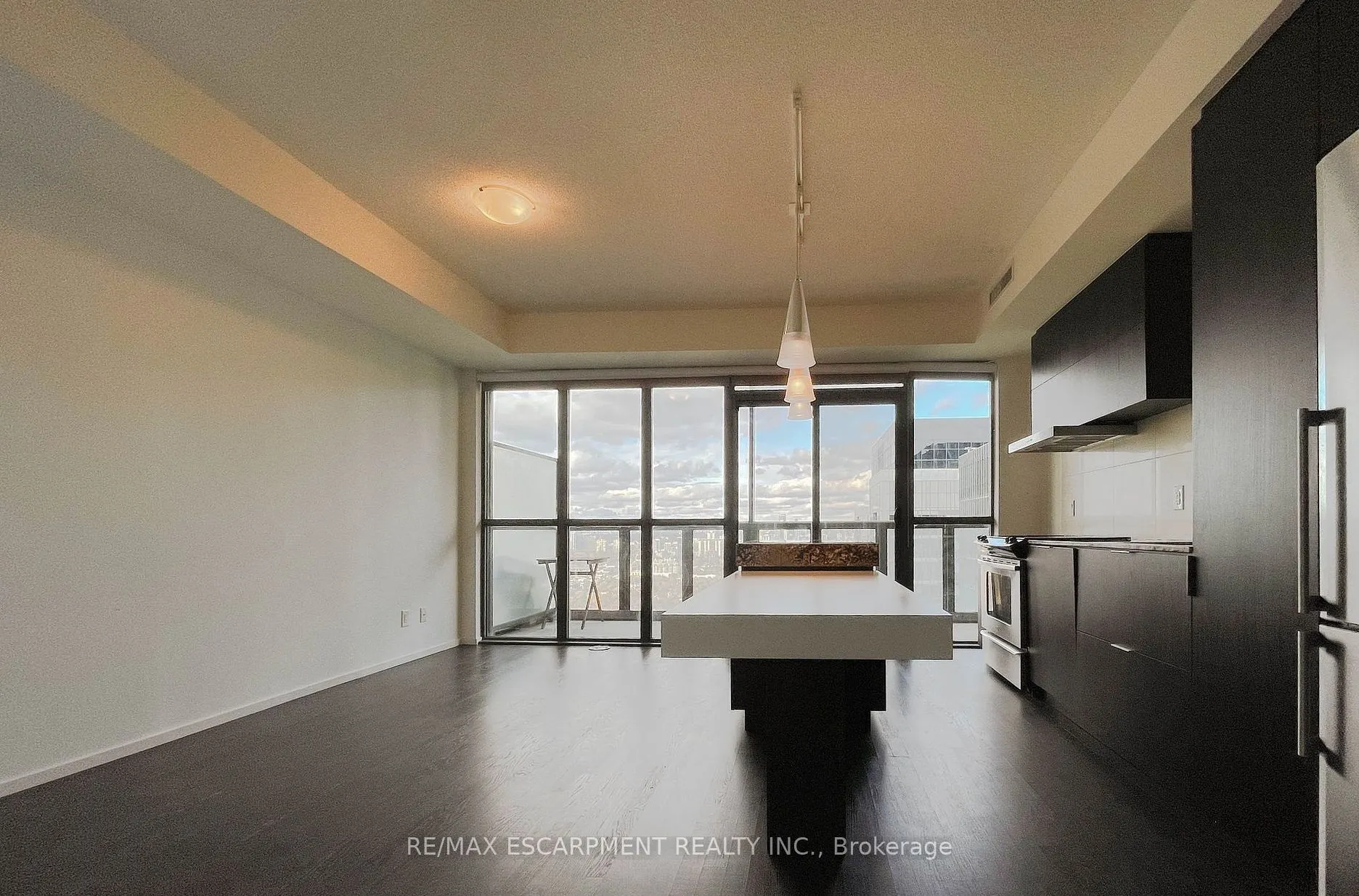 101 Charles Street E #2809