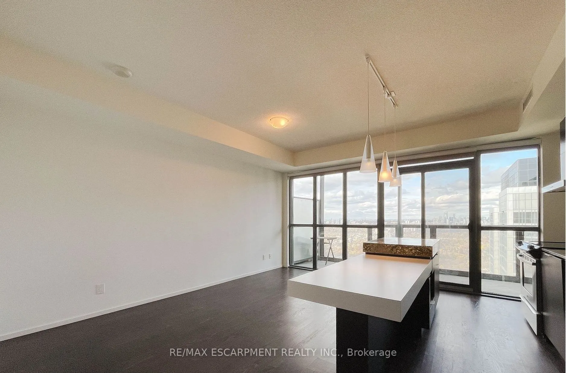 101 Charles Street E #2809