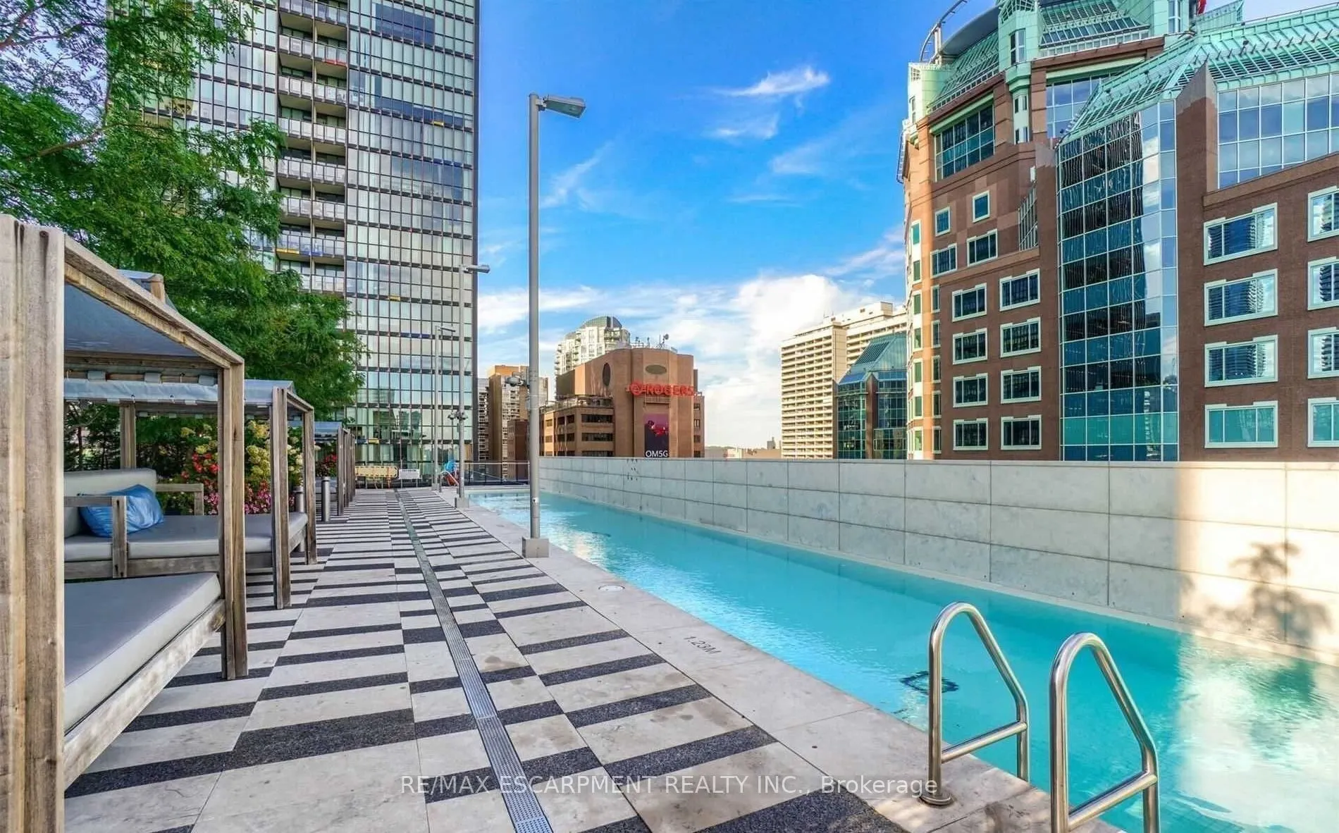 101 Charles Street E #2809
