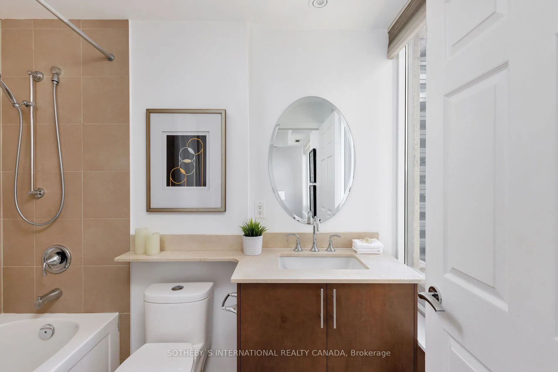 35 Balmuto Street, #904