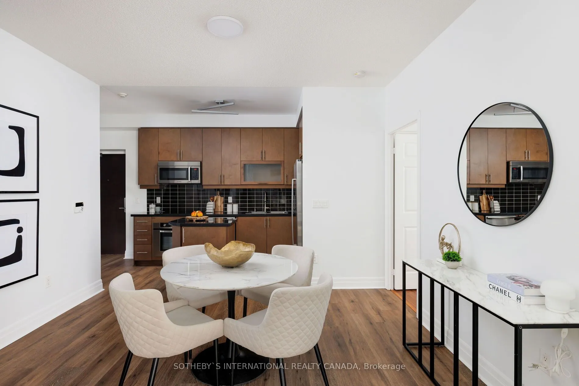 35 Balmuto Street, #904