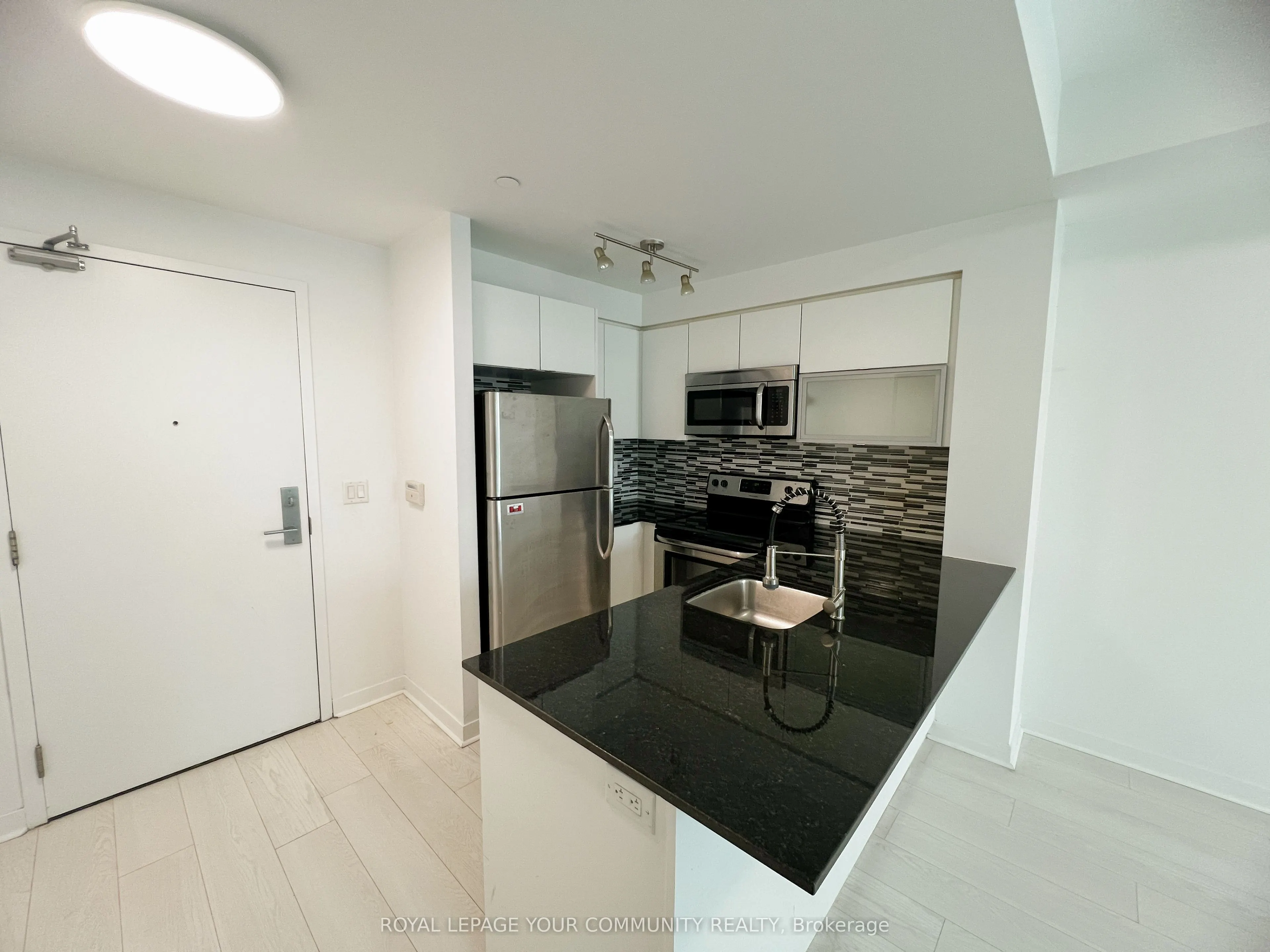 150 East Liberty Street #618