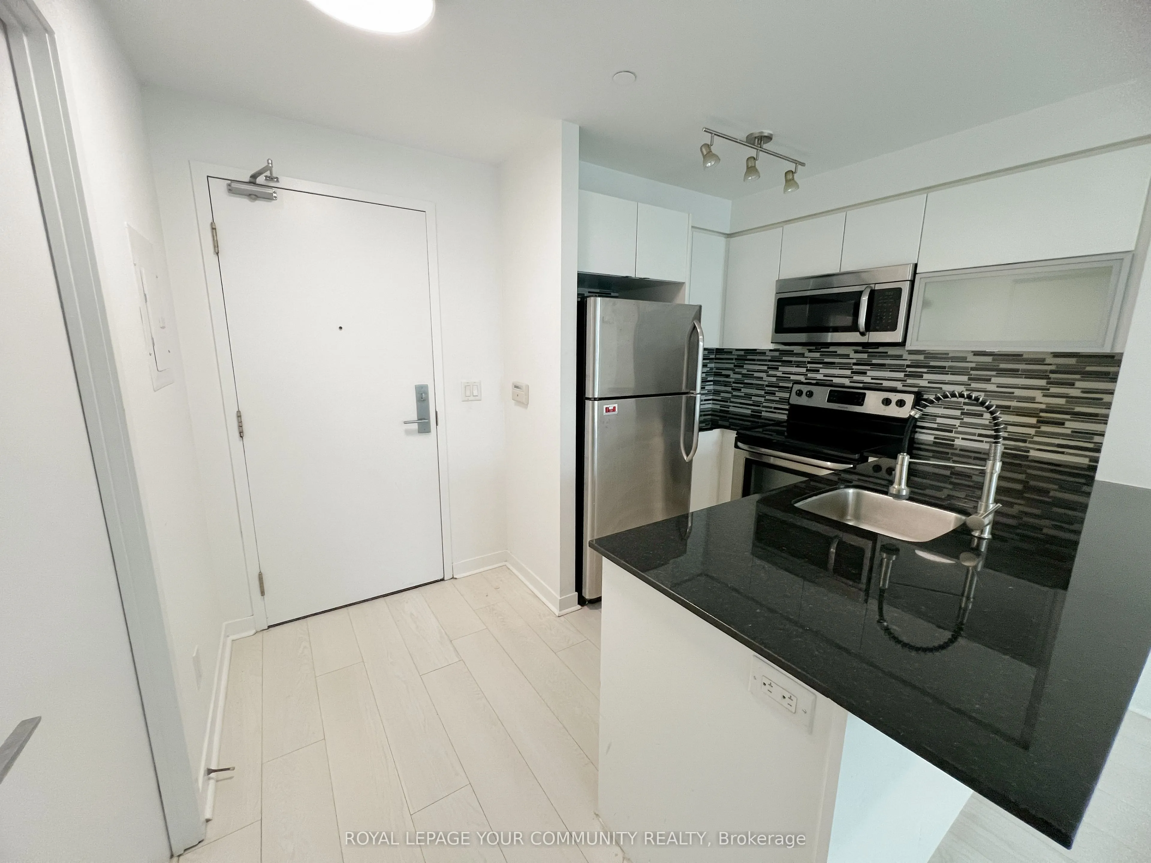 150 East Liberty Street #618