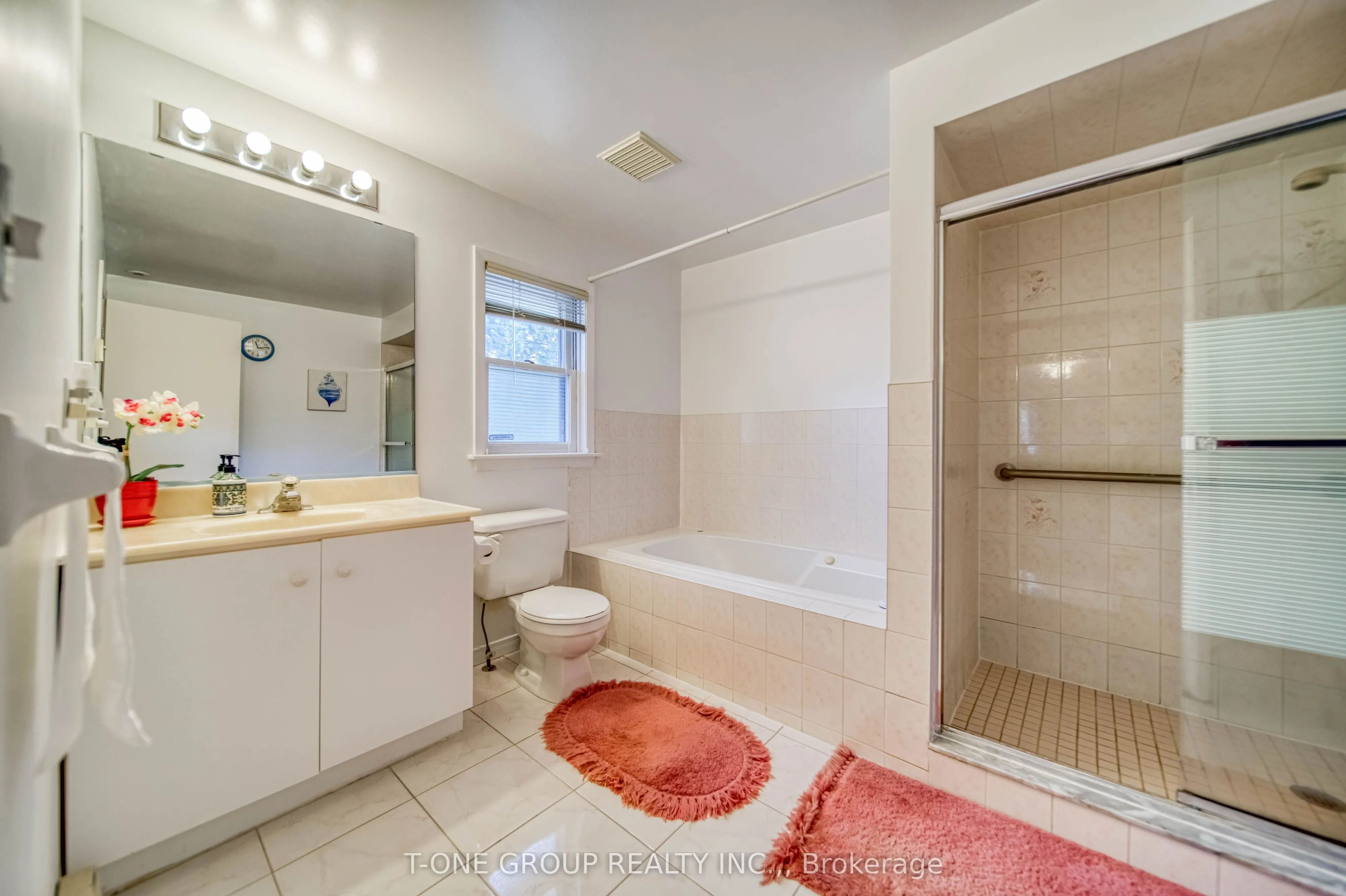 20 Zircon Court