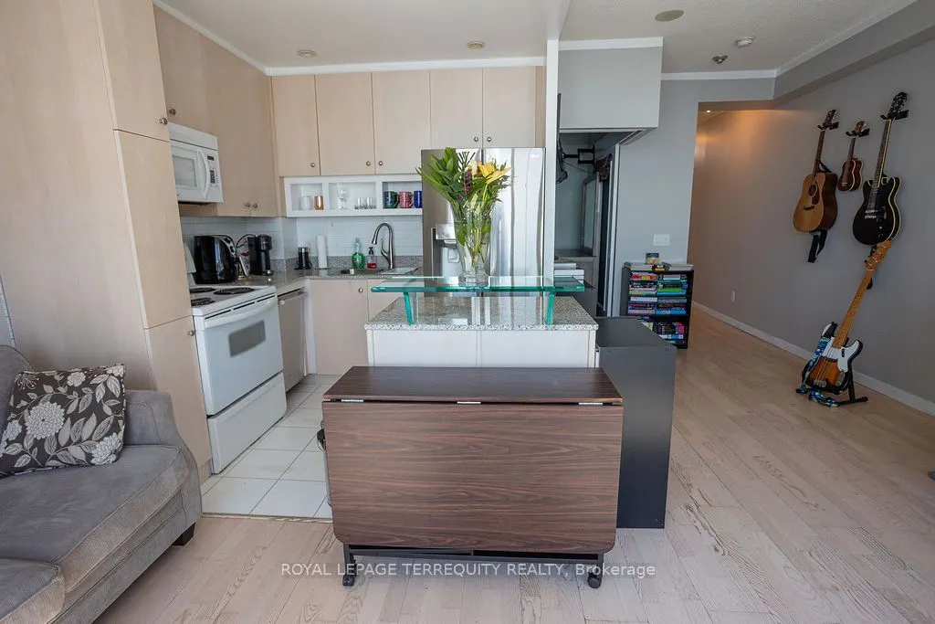 8 York Street #3108