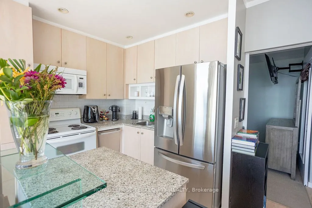 8 York Street #3108