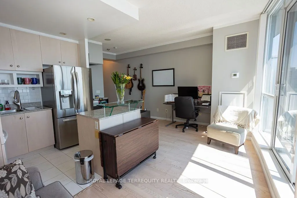 8 York Street #3108