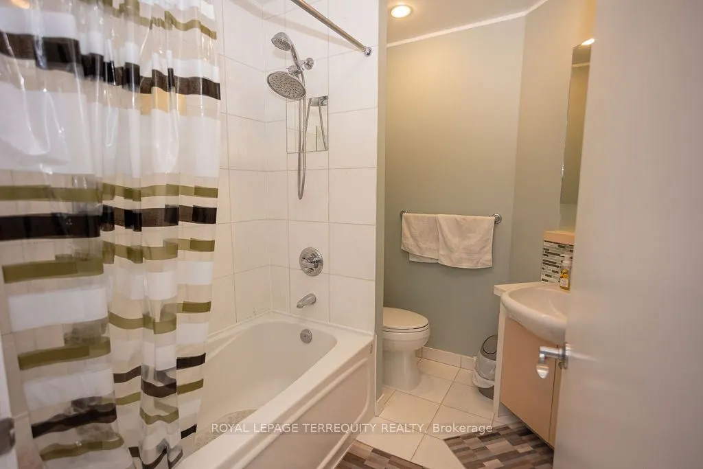 8 York Street #3108