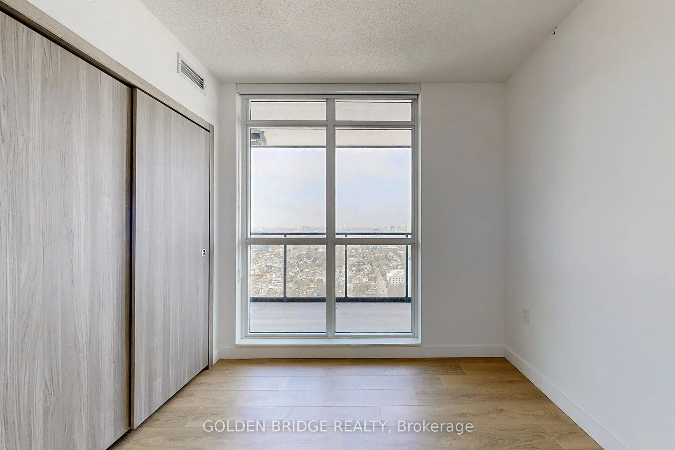38 Widmer Street #4811