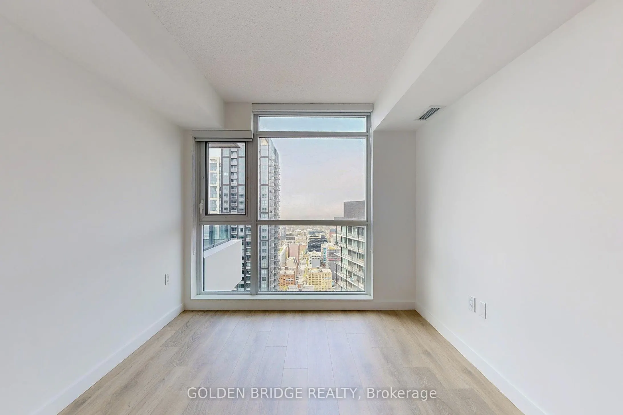 38 Widmer Street #4811