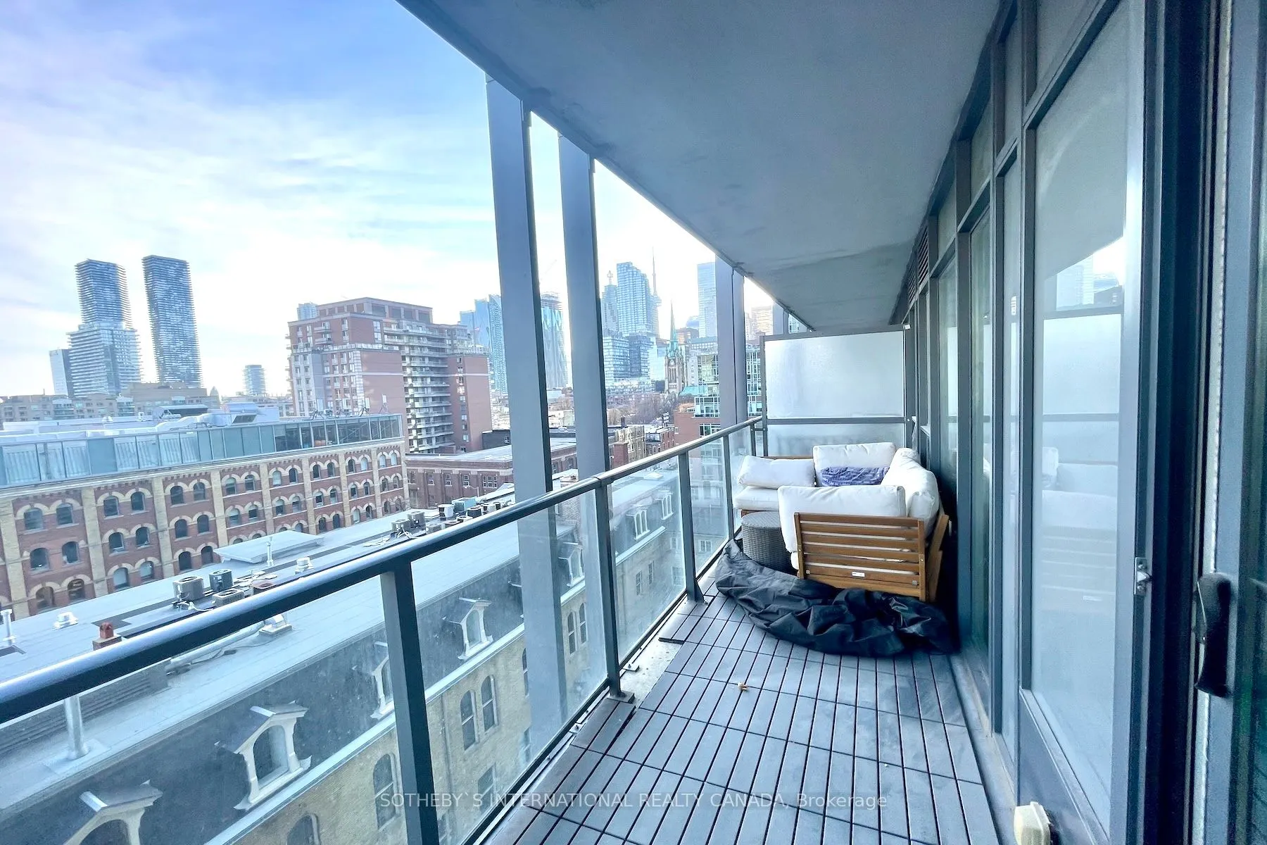 105 George Street #706