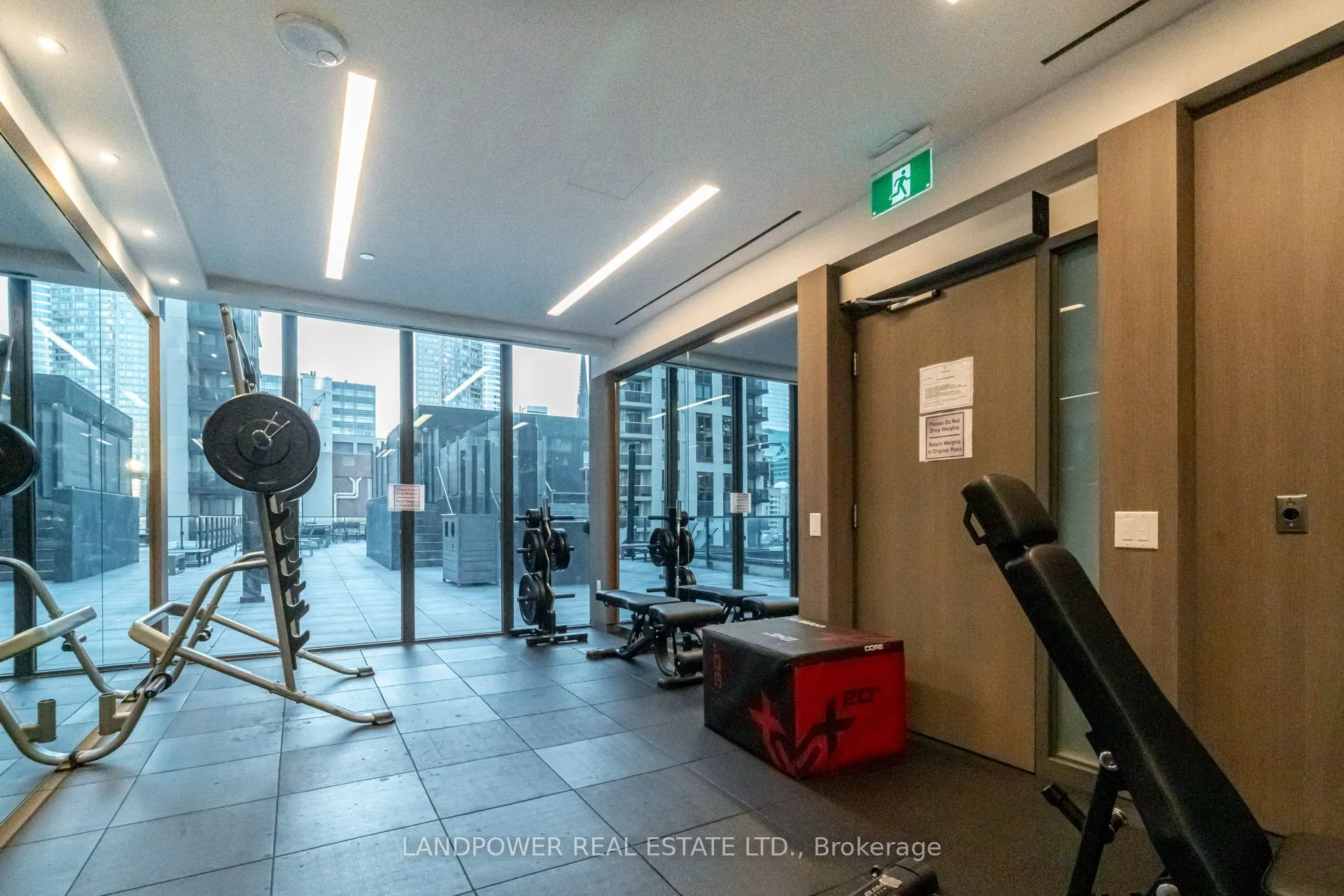 77 Shuter Street #2501