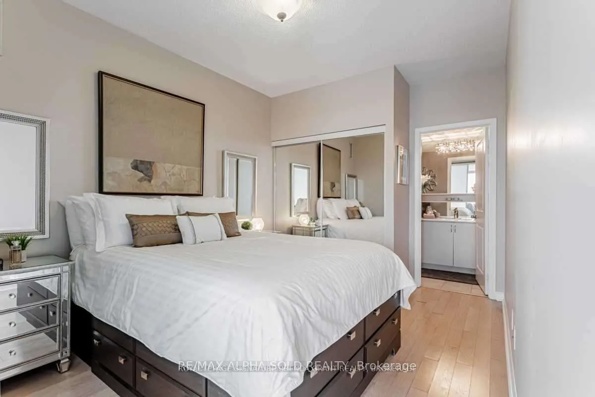 2885 Bayview Avenue #1126