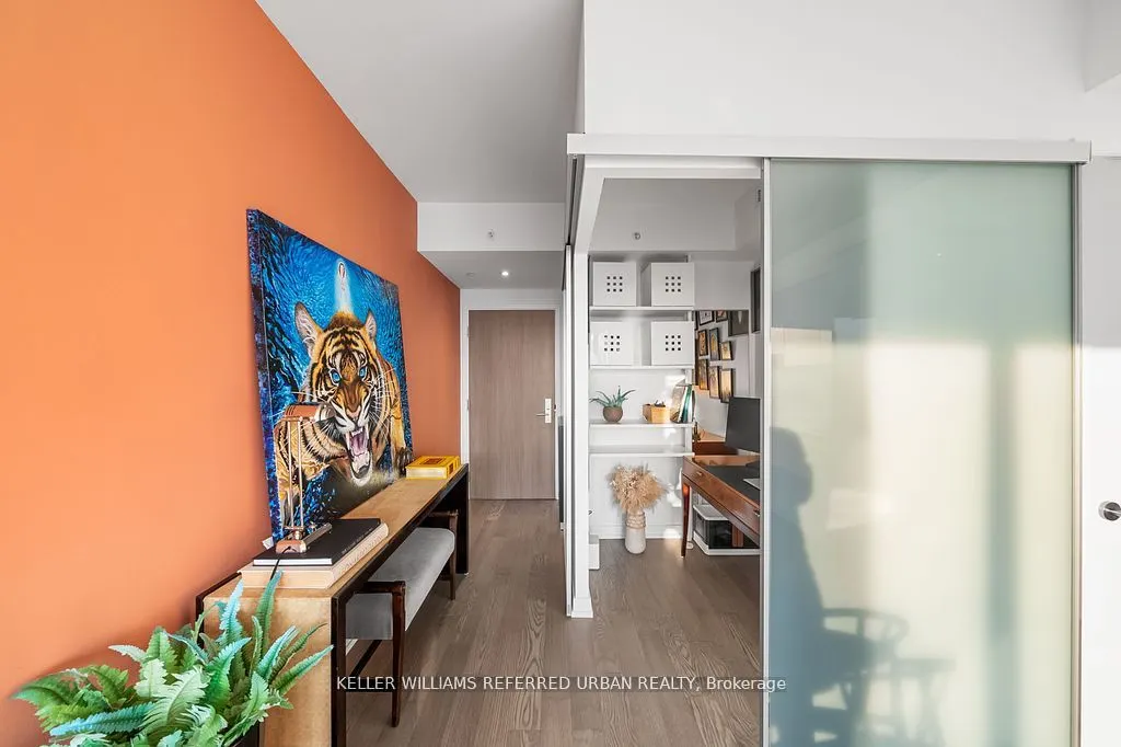 161 Roehampton Avenue W #4102