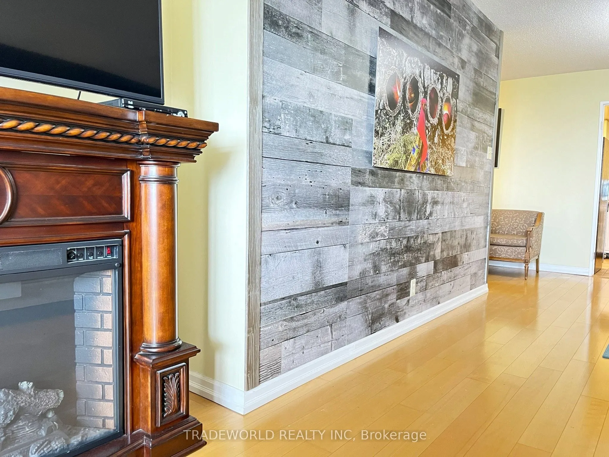 215 Wynford Drive #2307