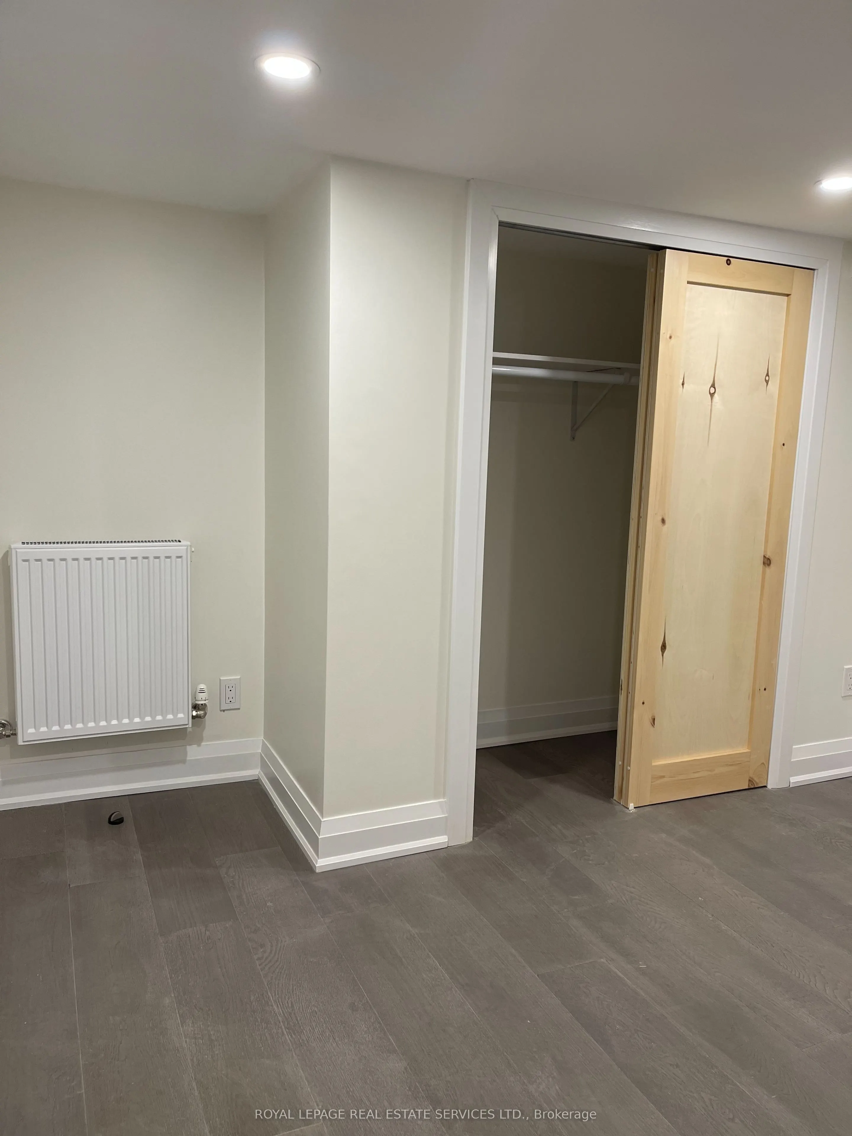 488 Lansdowne Avenue #Lower