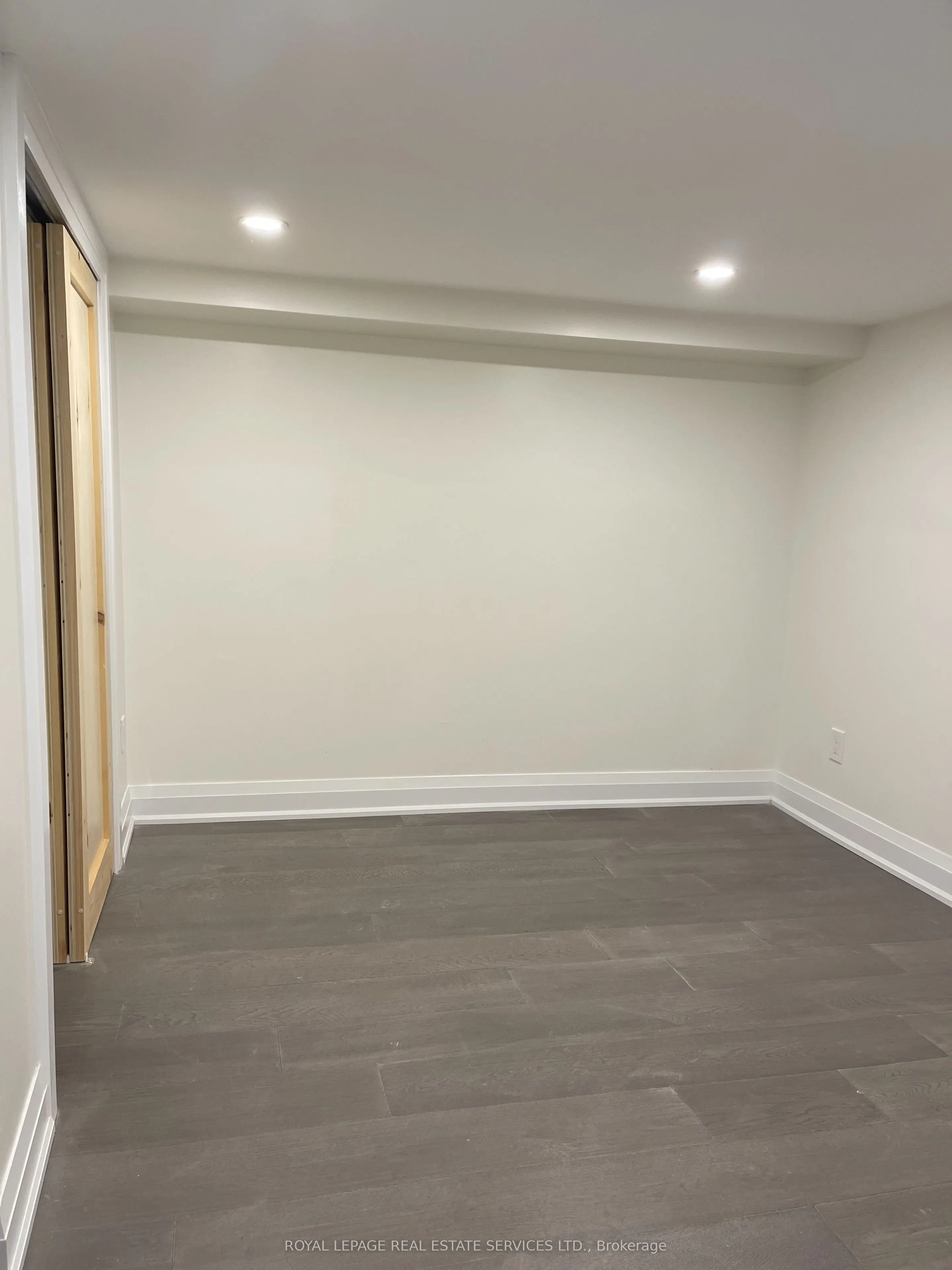 488 Lansdowne Avenue #Lower