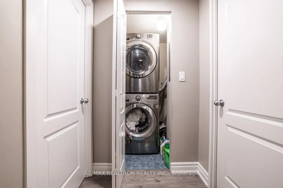 9 Greenbriar Road #306