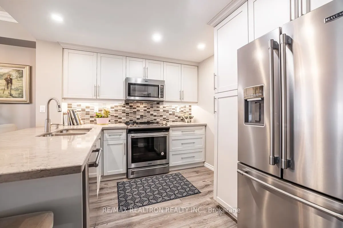 9 Greenbriar Road #306