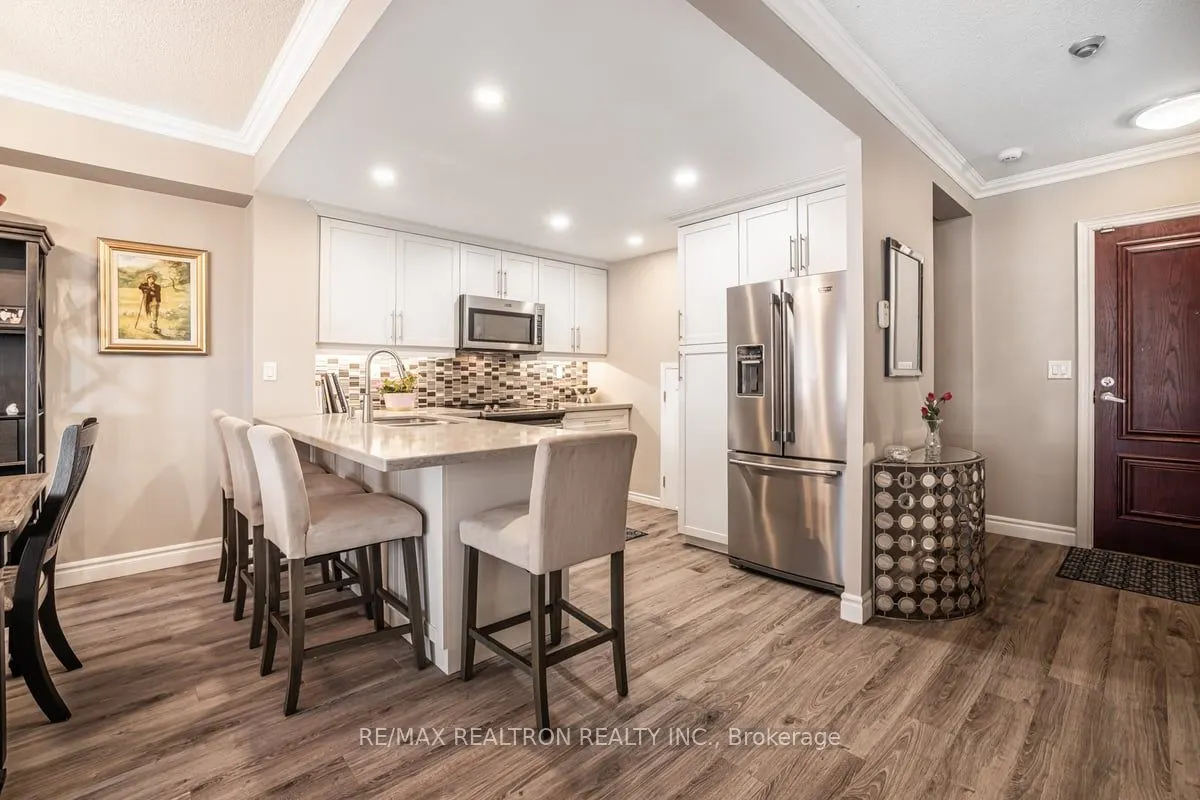 9 Greenbriar Road #306