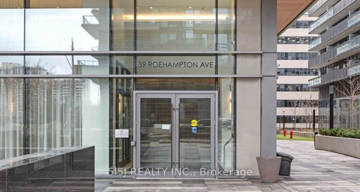 39 Roehampton Avenue #3708