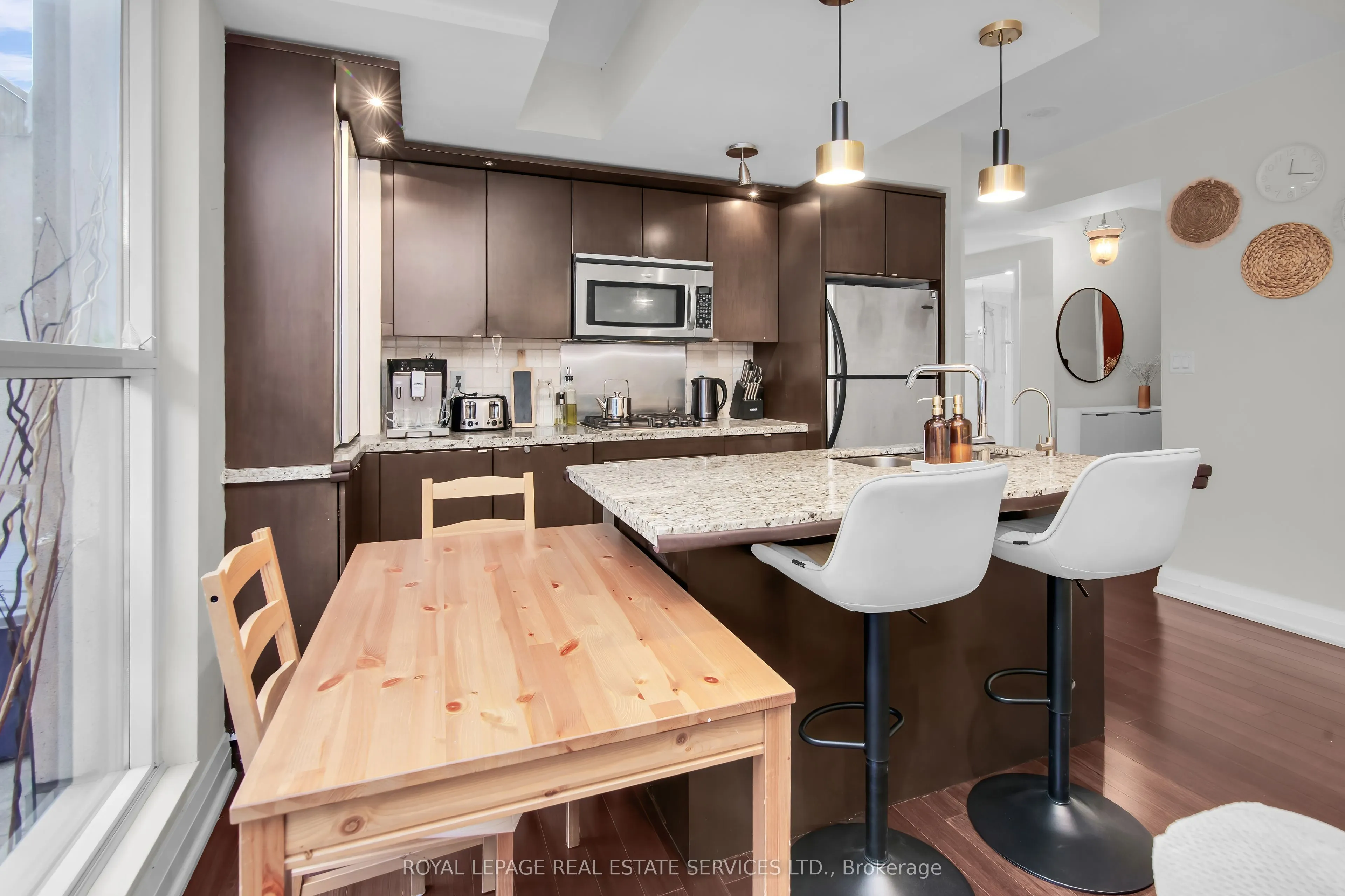 1430 Yonge Street #207