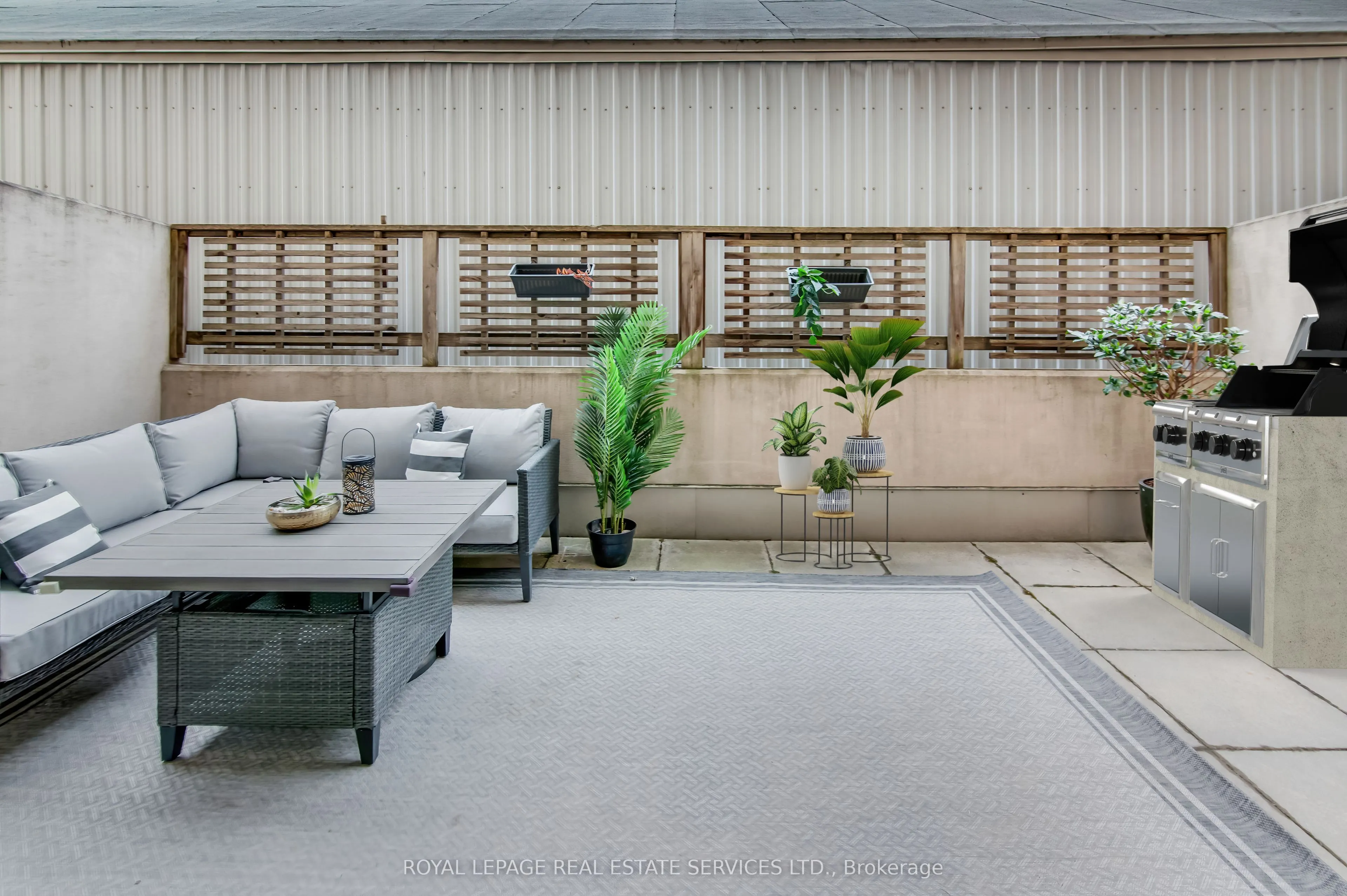 1430 Yonge Street #207