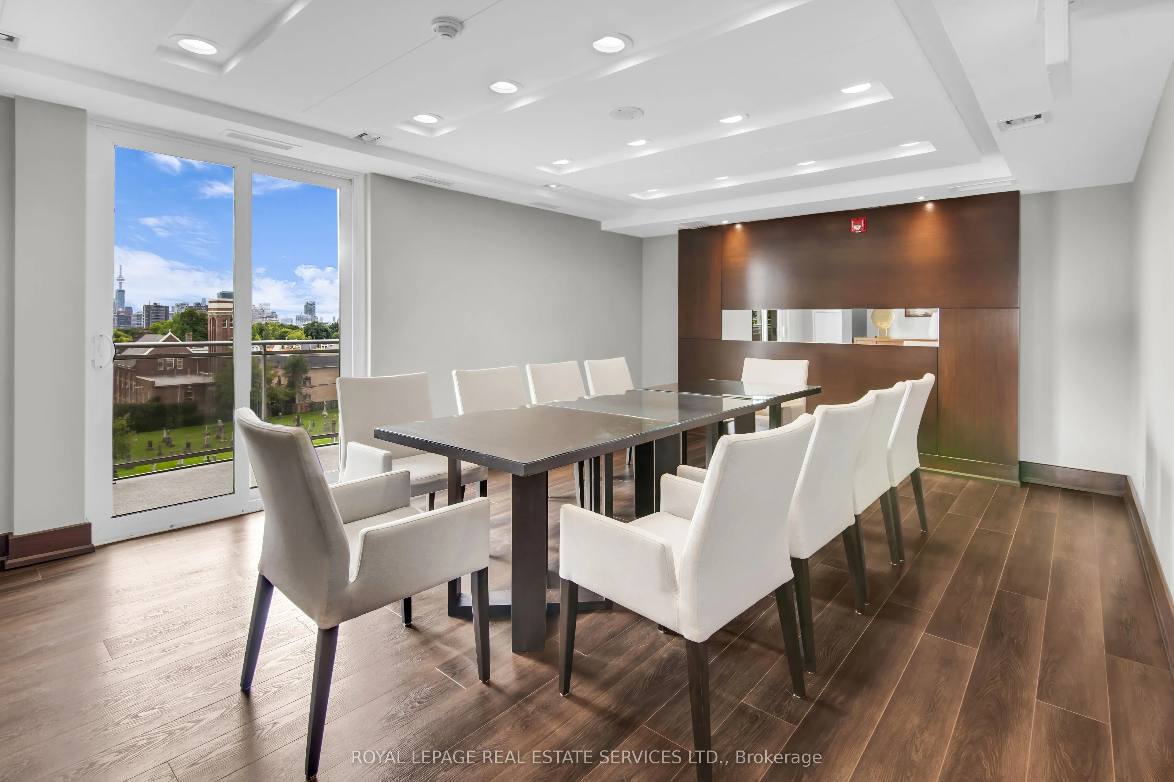 1430 Yonge Street #207