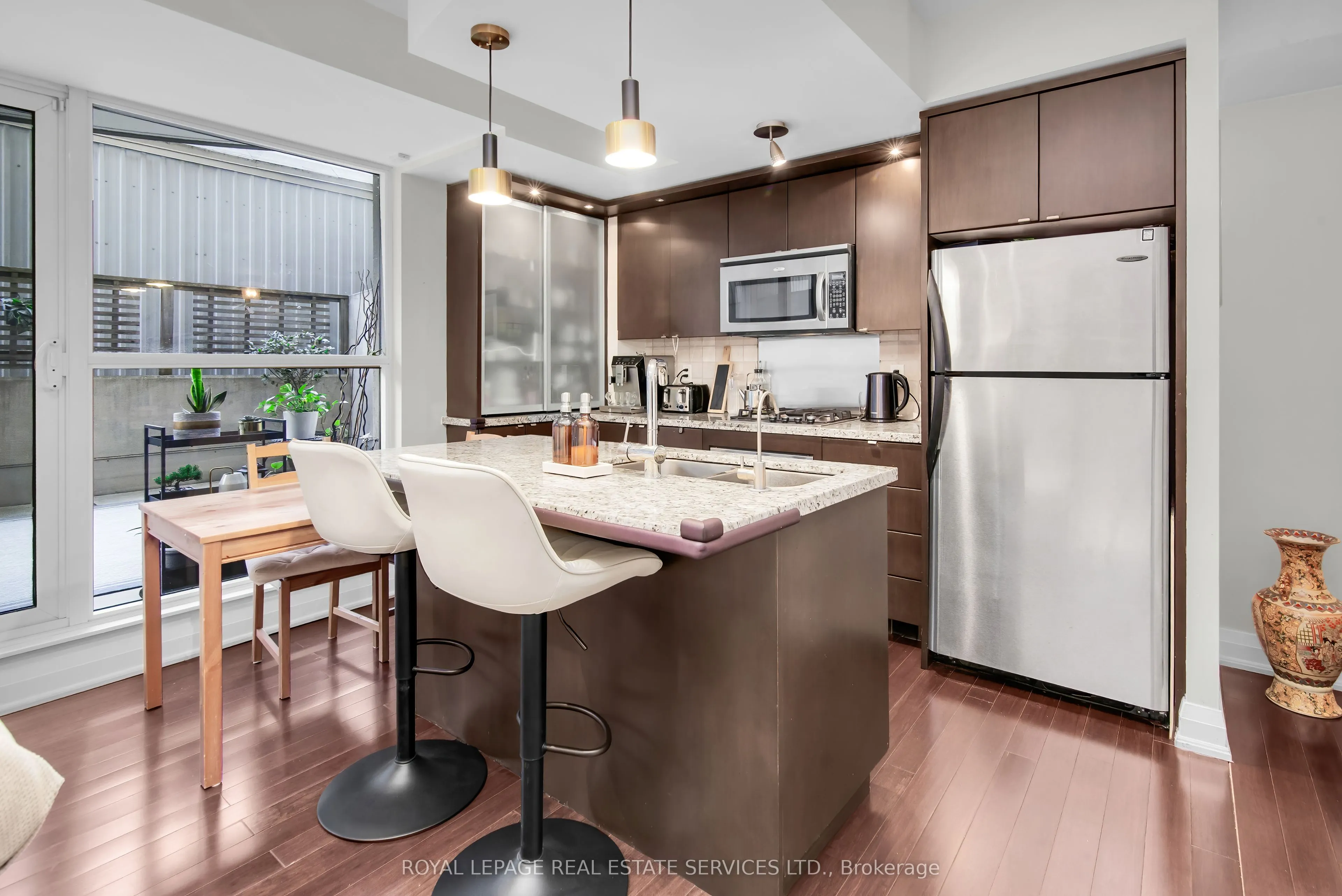 1430 Yonge Street #207