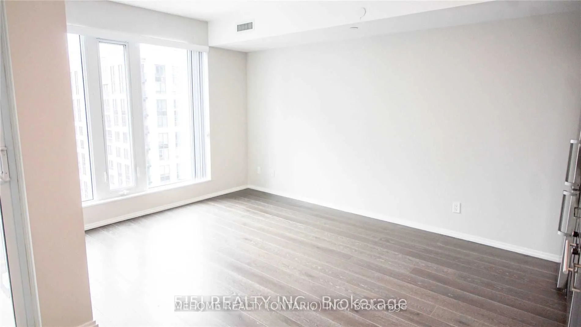 68 Shuter Street, #2803