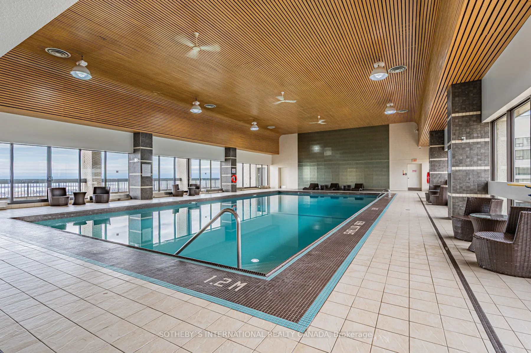 33 Harbour Square #1008