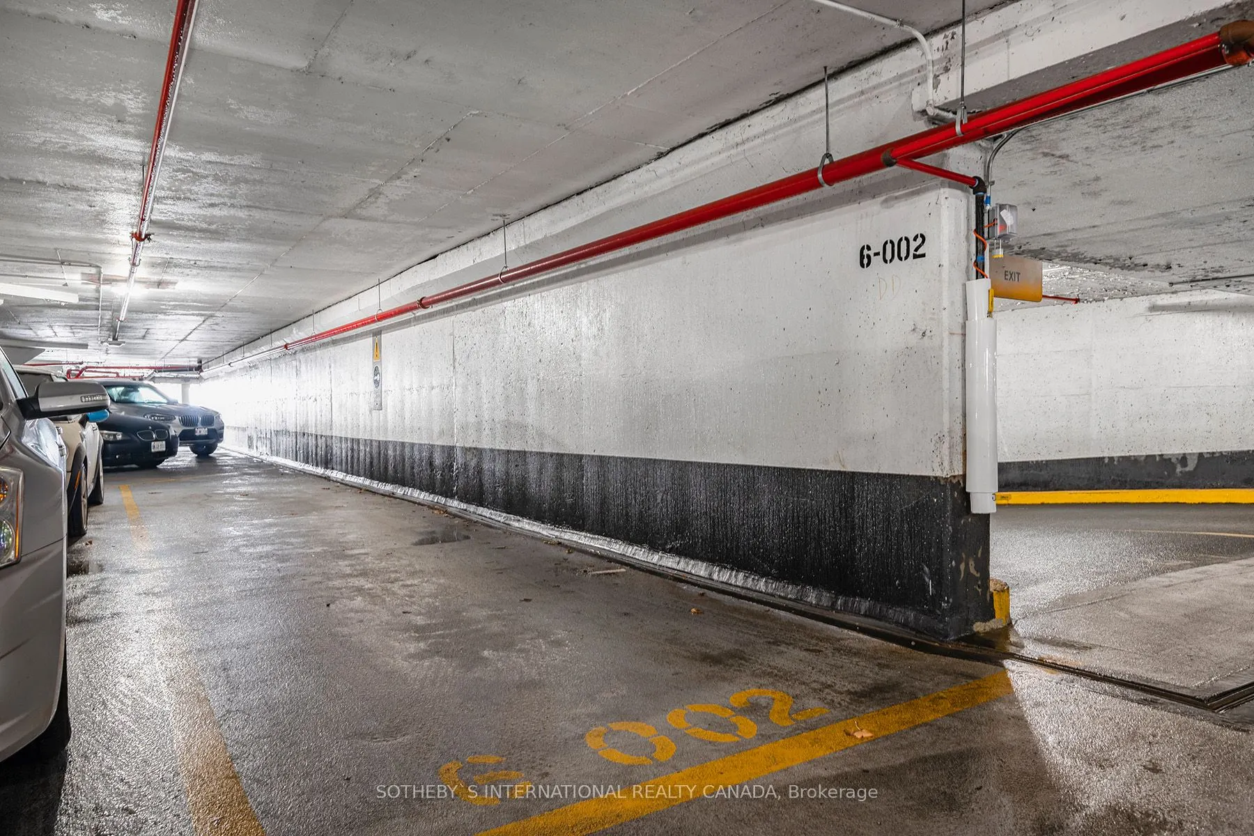 33 Harbour Square #1008