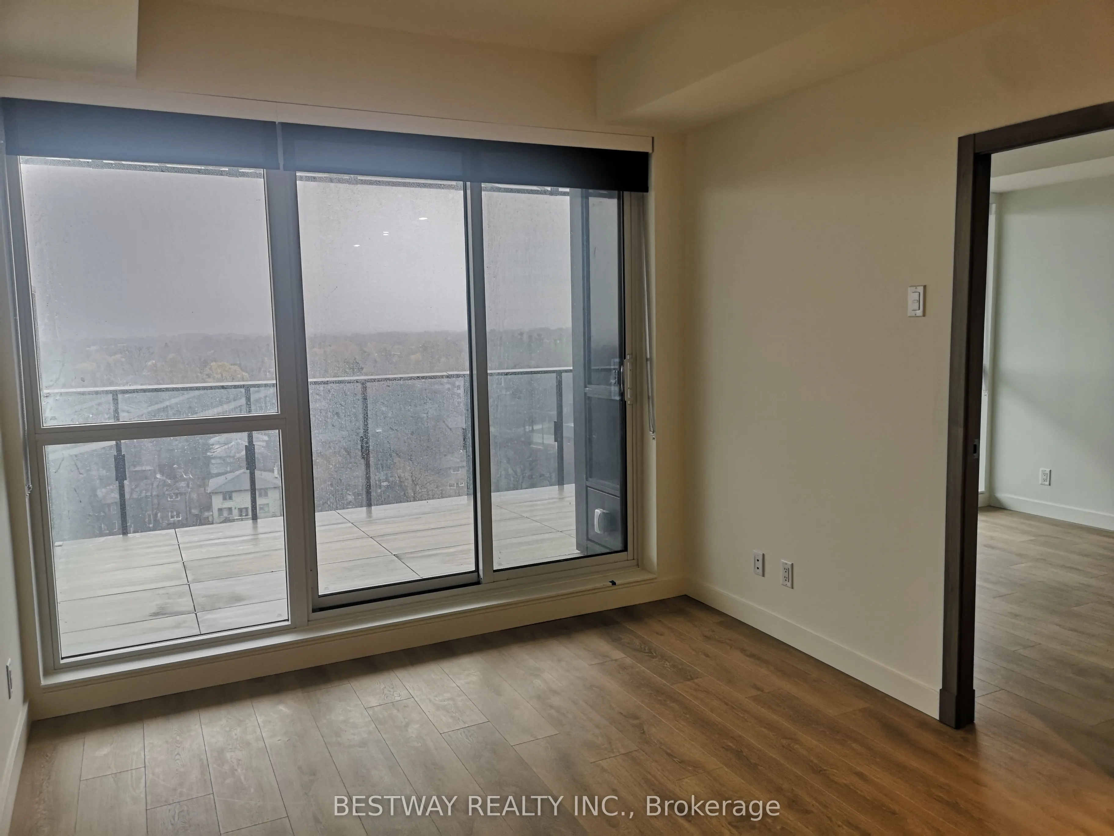 27 McMahon Drive, #1505