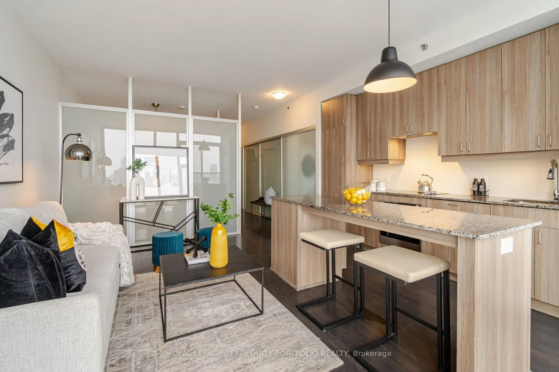 426 University Avenue, #3709