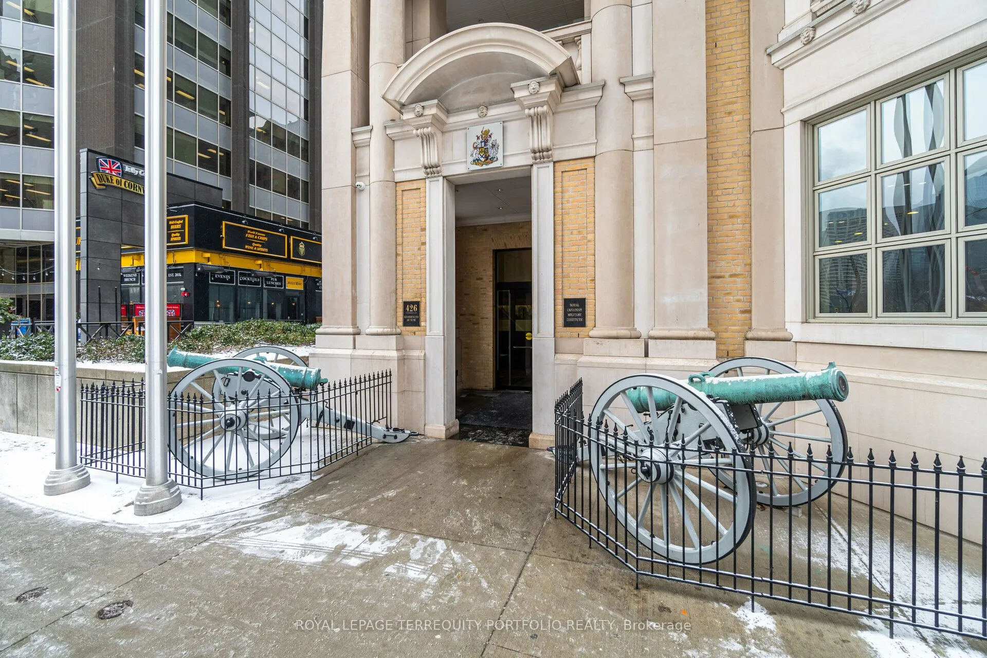 426 University Avenue, #3709