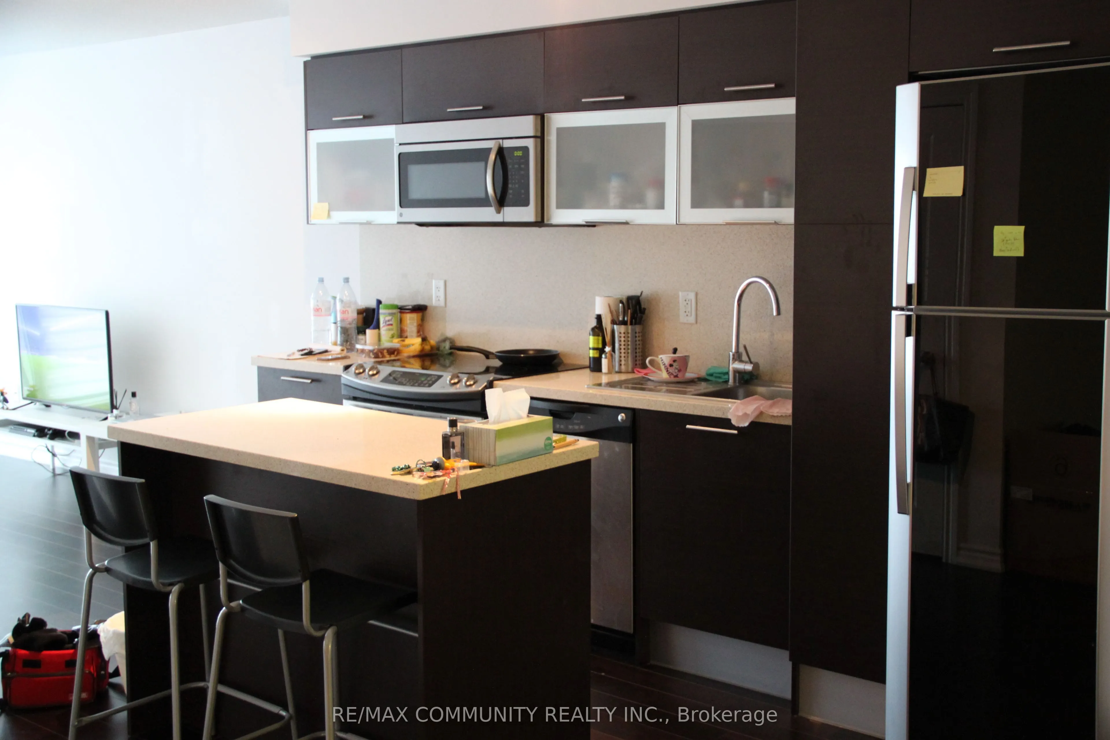 386 Yonge Street, #603
