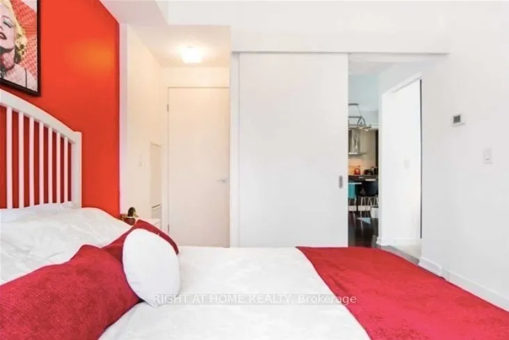 14 York Street #708