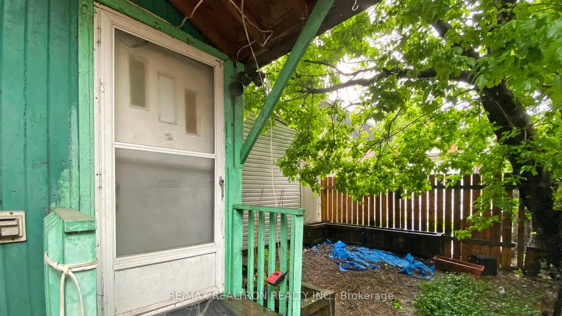 82A Augusta Avenue
