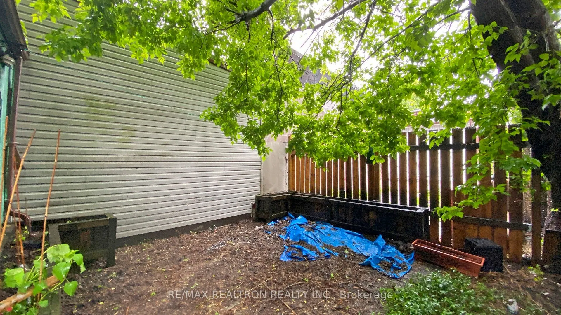 82A Augusta Avenue